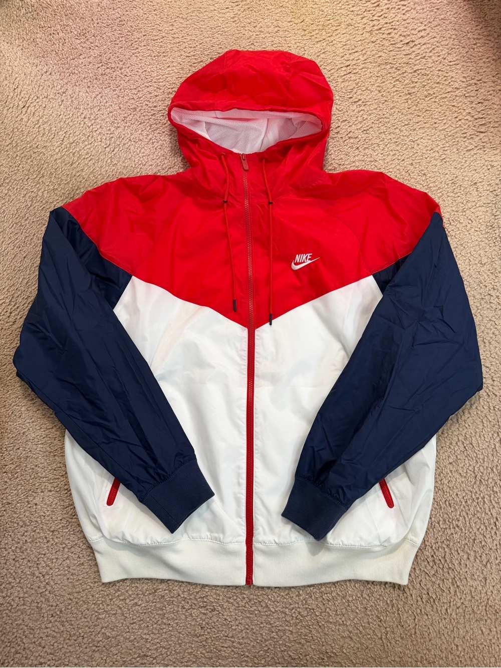 Nike Men’s Red/White/Navy Colorblock Windbreaker Jacket